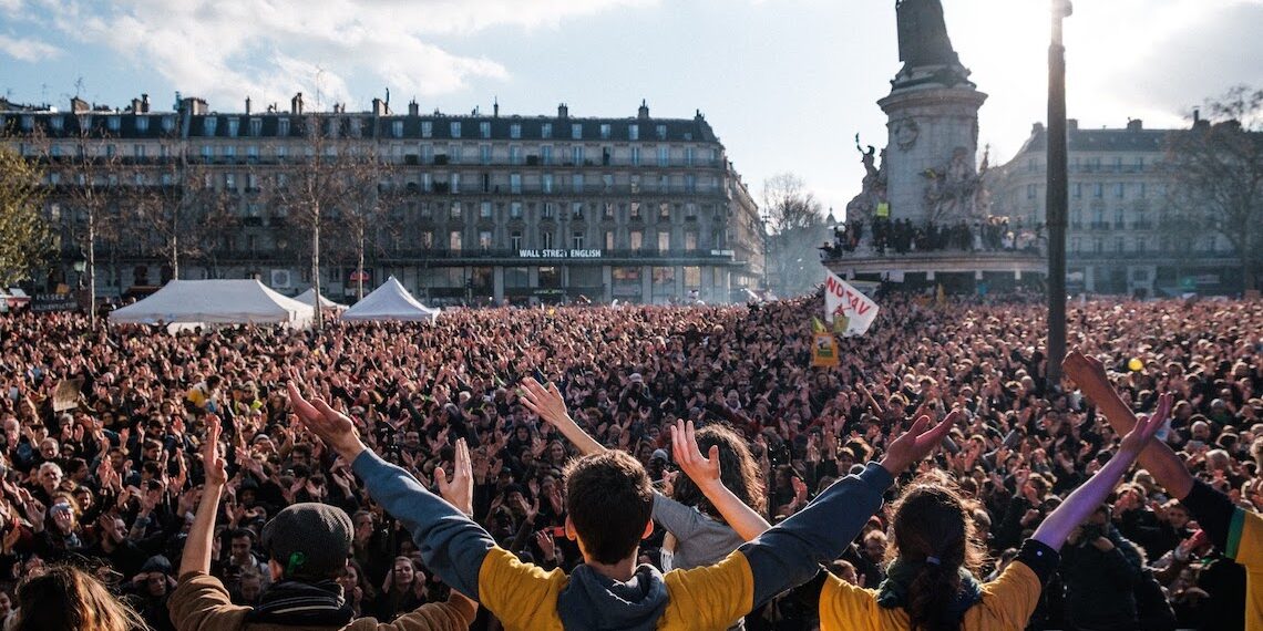 Look Up, l’appel de la prochaine Marche pour le climat à « lever les yeux et reprendre notre avenir en main »