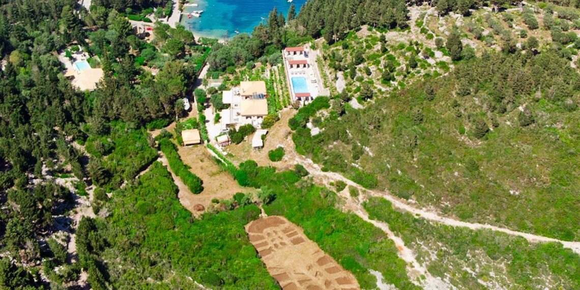 Footprint, The Frank. Photo : Themis Boikos.