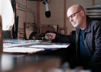 Brian Eno annonce la sortie d&rsquo;un disque dédié à la crise climatique