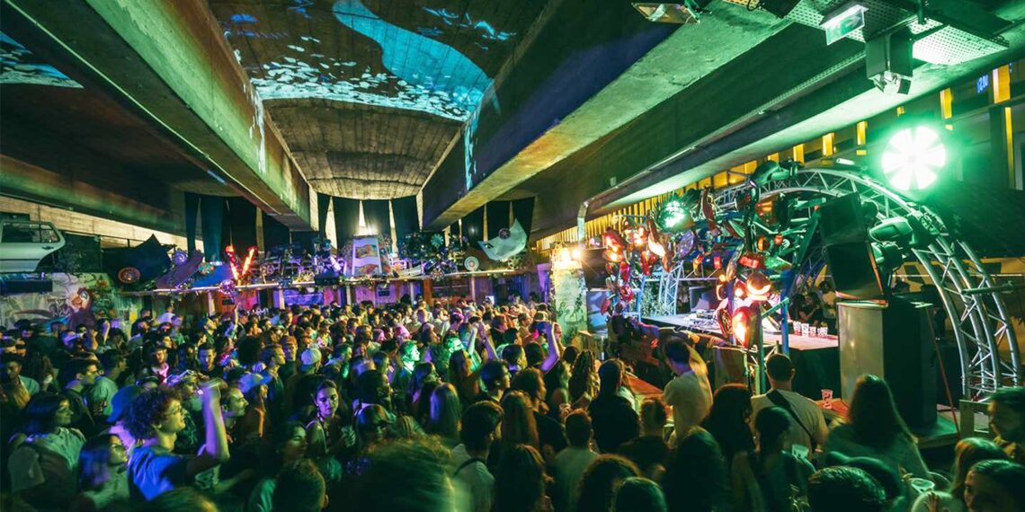 À Paris, des DJ engagé·es organisent l&rsquo;Earth Night, une soirée dédiée à la planète