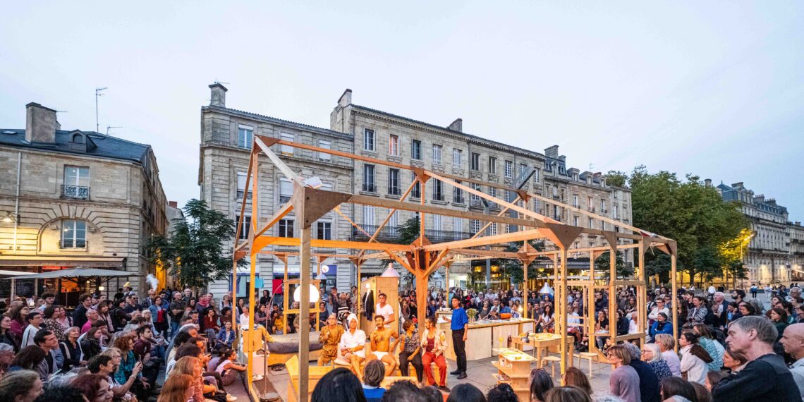 À Rennes, Les Tombées de la nuit met la danse, le théâtre et le cirque au cœur de la ville