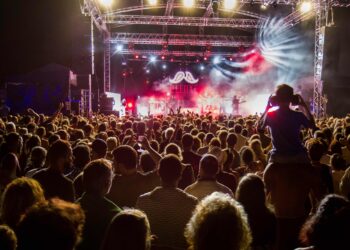 Dans l’Hérault, le Festival de Thau propose un tour du monde musical et éco-responsable