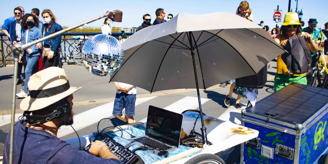 De La Rochelle à Angoulême, les Furtives inventent un cyclo-festival sobre et musical