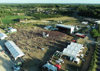 Dans le Lot, Ecaussysteme célèbre ses 20 ans de fête éclectique et engagée